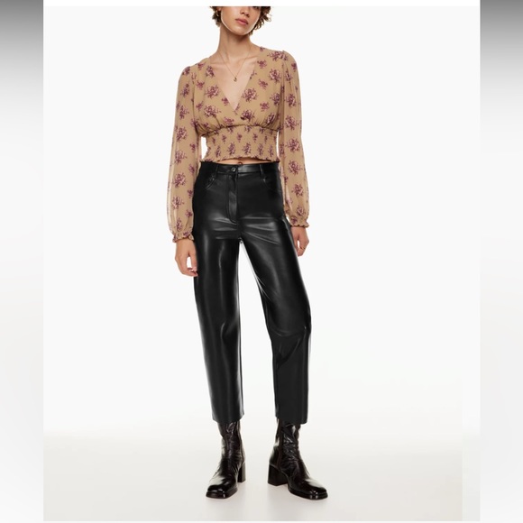 Aritzia Wilfred Cropped Melina Black Vegan Leather pants size 4 - Picture 1 of 11